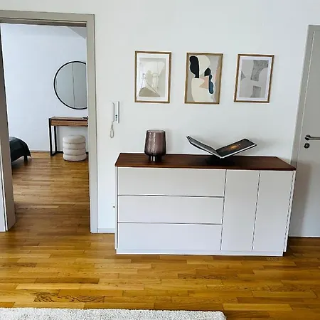 Apartman Schoene 75qm In Eningen / Metzingen Eningen unter Achalm